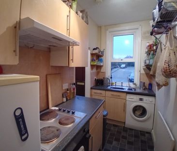 3 Bed - 35 Lumley Road, Burley, Leeds - LS4 2NH - Student - Photo 5