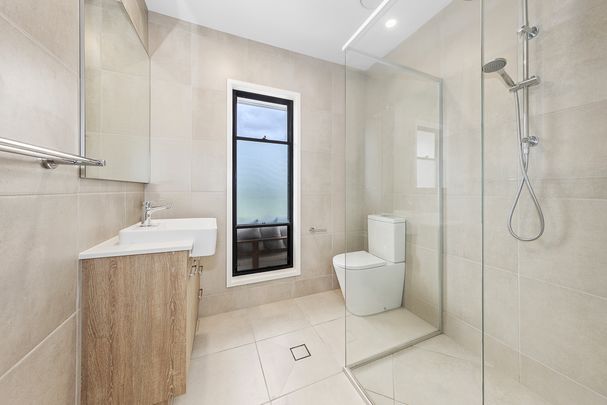 38 Promenade St, Carseldine - Photo 1