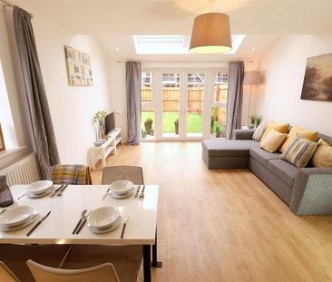 Thorne Crescent, Worsley, Manchester, M28 - Photo 2