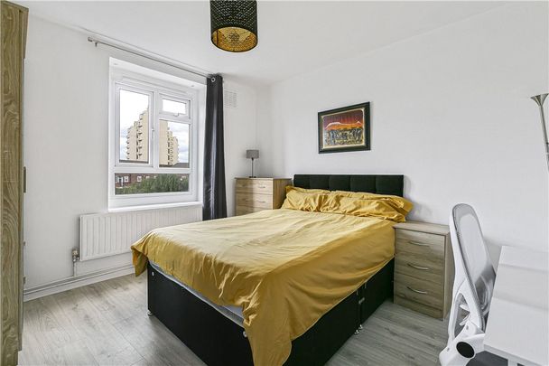 Stockwell Gardens Estate, London, SW9 9AZ - Photo 1