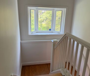 For Lease - 55 Craigmore Crescent, Toronto, Ontario - Photo 5