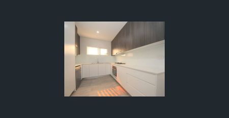 As New Apartment, Ideal Location - Photo 4