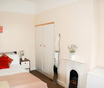 3 bedroom house to rent - Photo 3