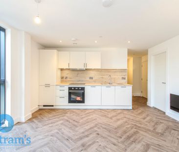 2 bed Apartment for Rent - Photo 2