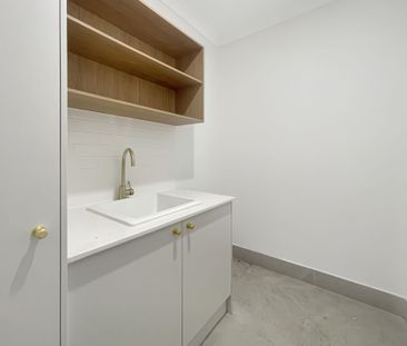 Modern, Light-Filled Home in a Prime Woy Woy Location - Photo 2