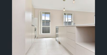 Pefect Family Home - Photo 5