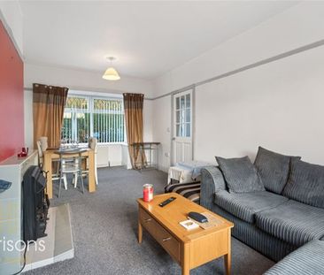 Withins Grove, Bolton - Photo 2