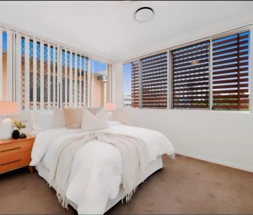 2 bed 2 bath - Photo 5