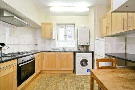 Modern 3 bed 2 bath apartment with a modern kitchen & bathroom mins to UCL - Photo 4