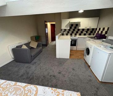 Eastborough, Scarborough, YO11 - Photo 2