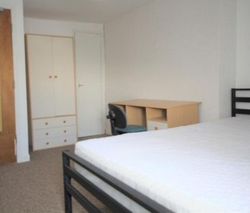 4 bedroom house to rent - Photo 4