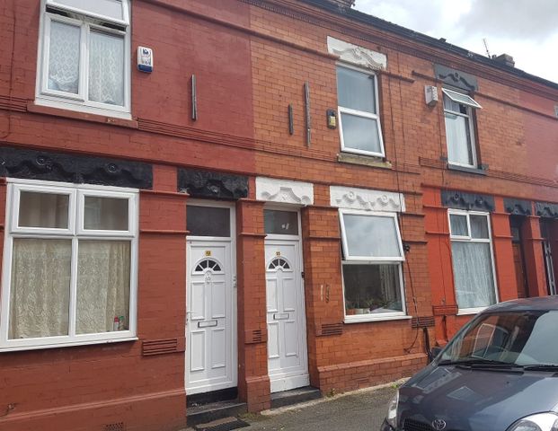 Delafield Avenue, Manchester, M12 - Photo 1