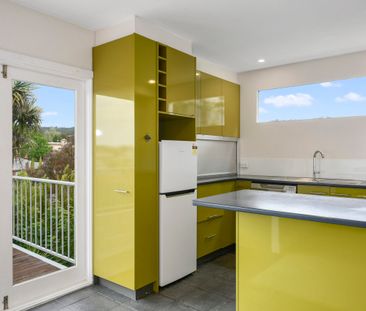 Spacious Home, Great Location - Photo 5