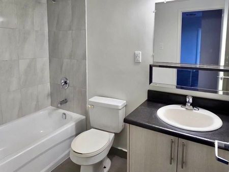 For Lease - 35 Esterbrooke Avenue Unit# 215, Toronto, Ontario - Photo 3