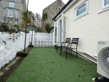 Penmaenmawr Road, Llanfairfechan, Conwy, LL33 - Photo 2