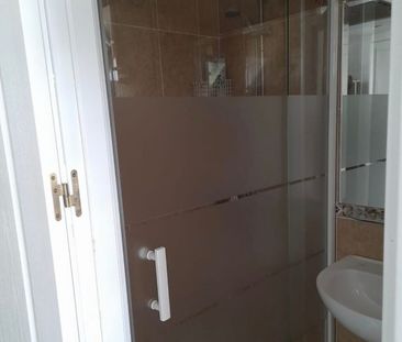 Alquiler de piso en Avenida Abedules, 3 - Photo 6