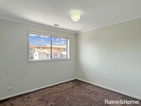 1/53 High Street, Queanbeyan East NSW 2620 - Townhouse For Rent | Domain - Photo 4