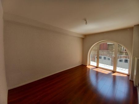 : Appartement 102.58 m² à SAINT ETIENNE - Photo 2