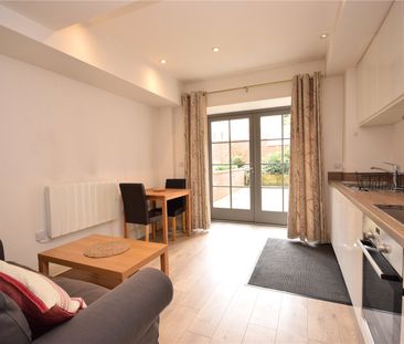 11, The Old School House, 5 Victoria Gardens, Hyde Park, Leeds, LS6... - Photo 3