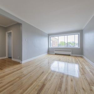 Spacious 1 Bedroom Apartment - NDG - 6325 Somerled Avenue, Montréal - Photo 2