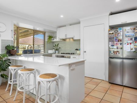 11 Arrowsmith Rise, Marangaroo WA 6064 - House For Rent | Domain - Photo 3