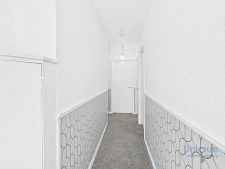 2 bedroom bungalow to rent - Photo 2