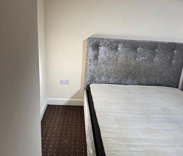 2 Bed Flat, Ellerton Road, S5 - Photo 4