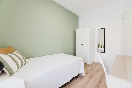 Carrer del Beat Joan Grande, Valencia, Valencian Community 46011 - Photo 2