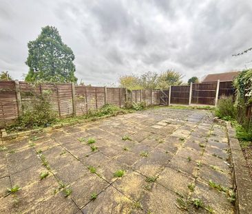 3 bedroom terraced house to rent - Photo 2