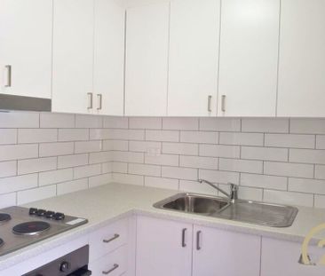 1 Bedroom Unit in the Heart of Fairfield! - Photo 2