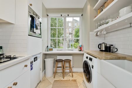 Alexander Street, W2 - Photo 2