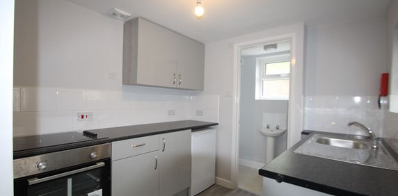 1 bed house share to rent in Beaufort Road, Taunton, TA1 - Photo 2