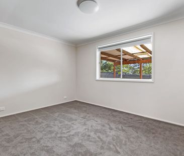 Updated 4-bedroom family home in a prime location - Photo 2
