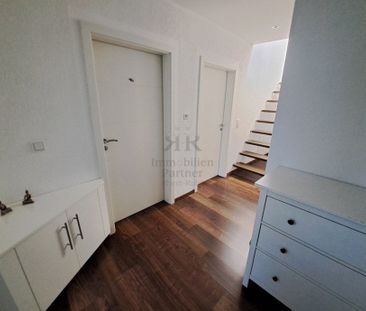 Schicke Maisonette-Wohnung in einem 2-Familienhaus mit toller Aufte... - Foto 3