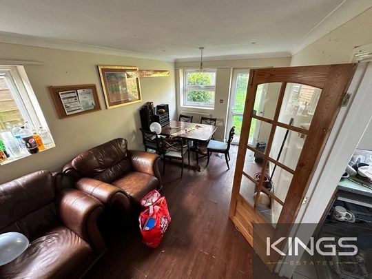 7 bedroom semi-detached house to rent - Photo 1