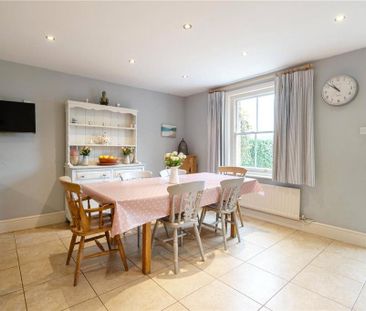 5 bedroom detached house to rent - Photo 3