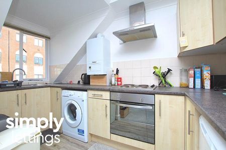 Studio to rent - Photo 4