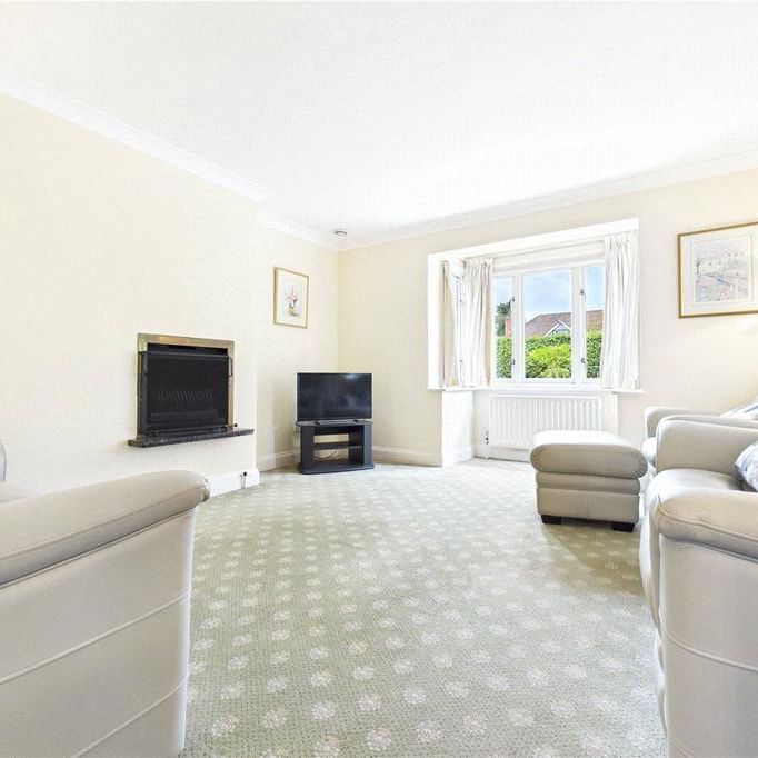 4 bedroom detached house to rent - Photo 1