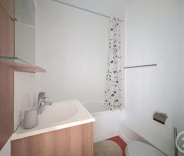 Location Appartement 1 pièce 26m² TROYES 10000 - Photo 2