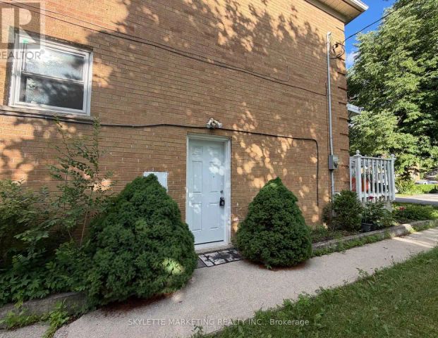 LOWER - 229 ZELDA CRESCENT — 1 Bedroom - Photo 1