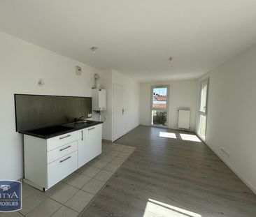 Location Appartement 2 pièces 46m² CORBEIL ESSONNES 91100 - Photo 4