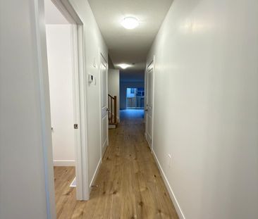 For Lease - 22 OAK FOREST Common, Cambridge, Ontario - Photo 6