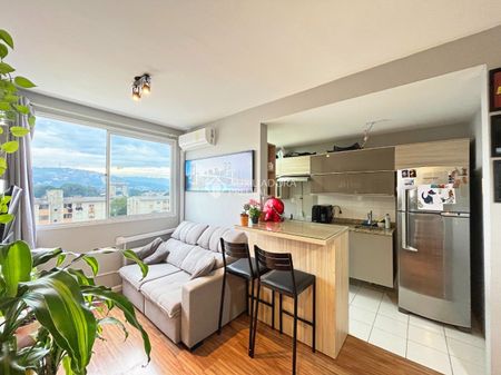 Apartamento com 2 quartos e 41m² para alugar em Cristal, Porto Alegre. - Photo 2