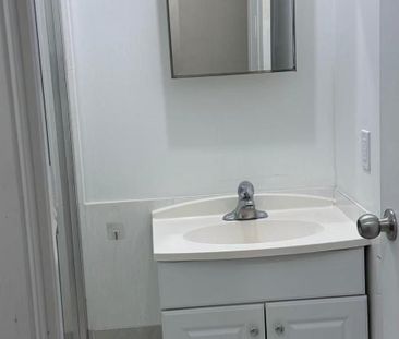 For Lease - 413 Spadina Avenue Unit# 201, Toronto, Ontario - Photo 5