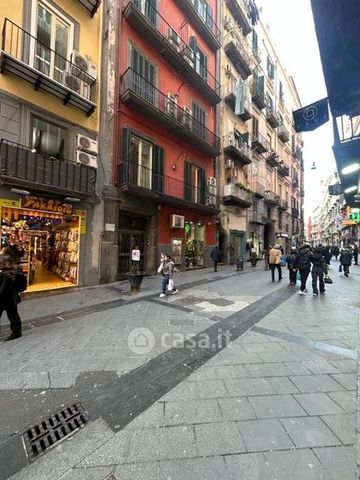 Trilocale in Affitto in Via del Parco Margherita a Napoli - Photo 3