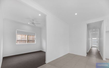 23 Napier Crest, Yarrabilba QLD 4207 - House For Rent | Domain - Photo 3