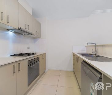 2 Bedrooms Apartment In Prime Location***Entry Via Pennant Hills Rd*** - Photo 4