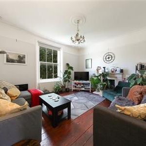 Kings Avenue, SW4 - Photo 1