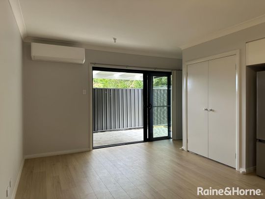 2 Bedroom Granny Flat Available Now - Photo 1