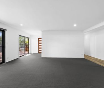 Spacious 4-Bedroom Home in Nerang– Utilities Included - Photo 4